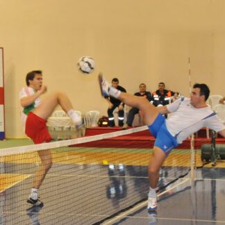 Fileu de tenis cu piciorul (fotbaltenis)